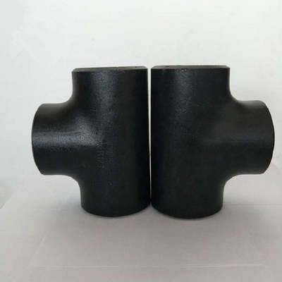 Instalación de tuberías cruzada igual pintada negra de la pulgada ASME B16.47 BW del CS 48 de la camiseta de ASME B16.9