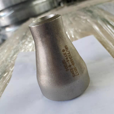 Reductor de acero inoxidable excéntrico ASTM A403 SS304 de SCH40S inconsútil