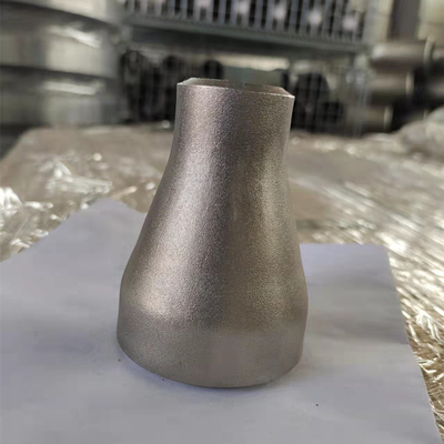 Colocaciones Buttweld inconsútiles de acero inoxidables del reductor DIN2605 de ASME B16.28 con final de cepillo